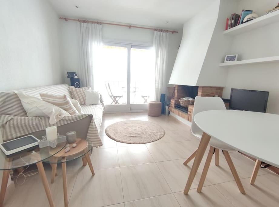 2 Minutes Walking To The Beach Parking Included Calella De Palafrugell Bagian luar foto
